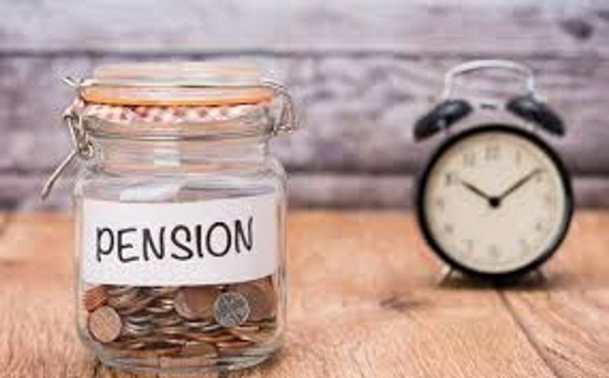 Timely processing of pension/family pension and qualifying service
