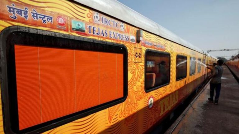 Admissibility to travel by Tejas Express Trains on Official Tour – DOE OM