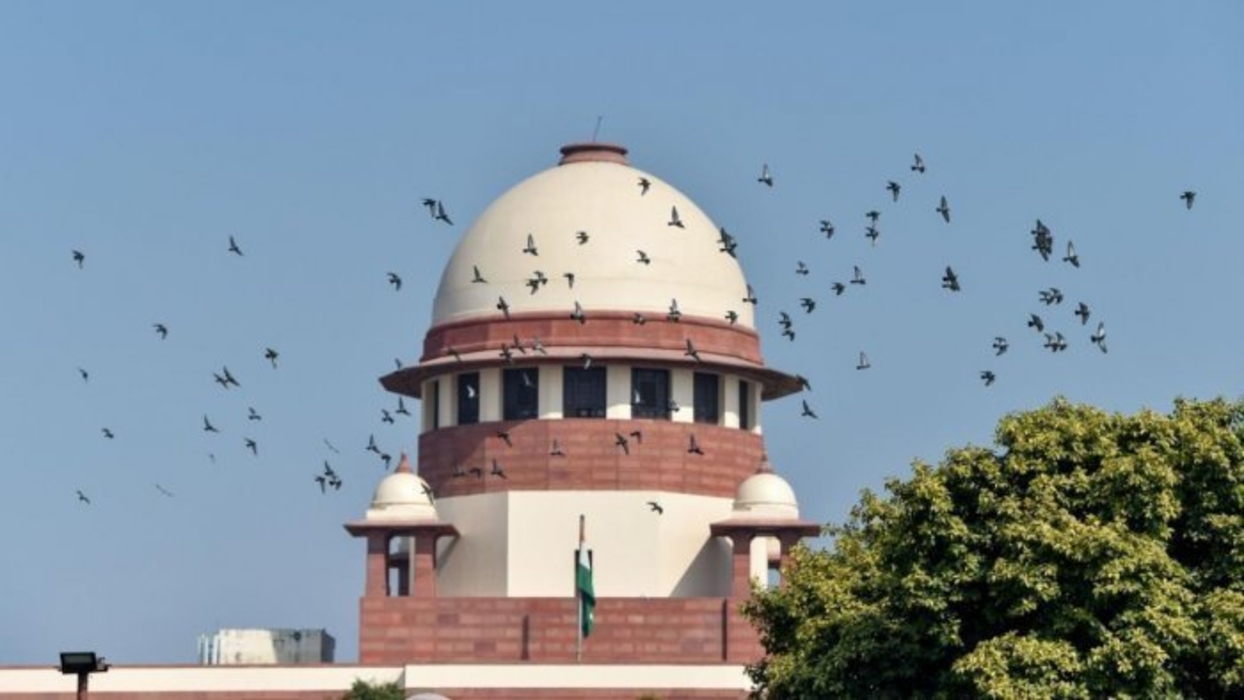 No recovery of overpayment from the employee/pensioner at belated stage, where employees is not at fault: Supreme Court
