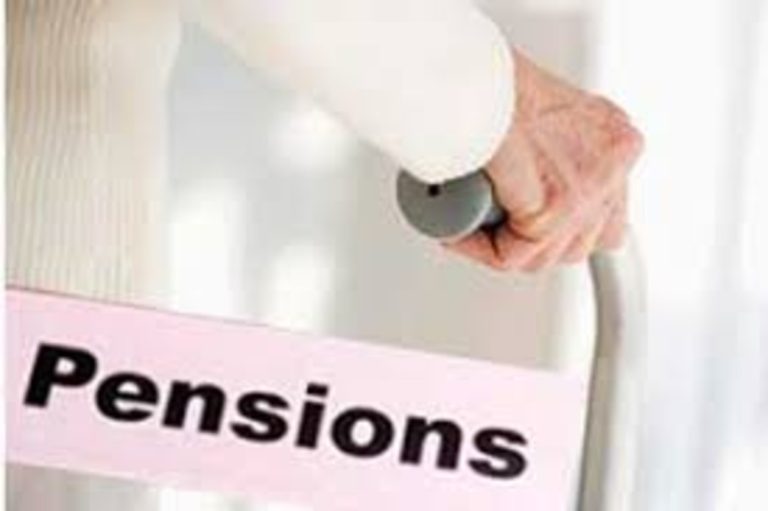 Settlement of pension dues where pensioner expires after retirement, but before getting pension: CPAO