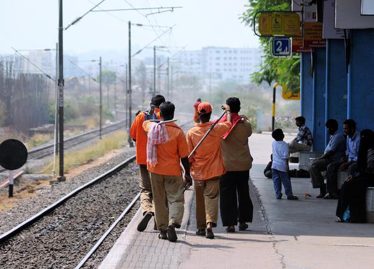 Protective gears/special accessories for different categories of staff on Indian Railways